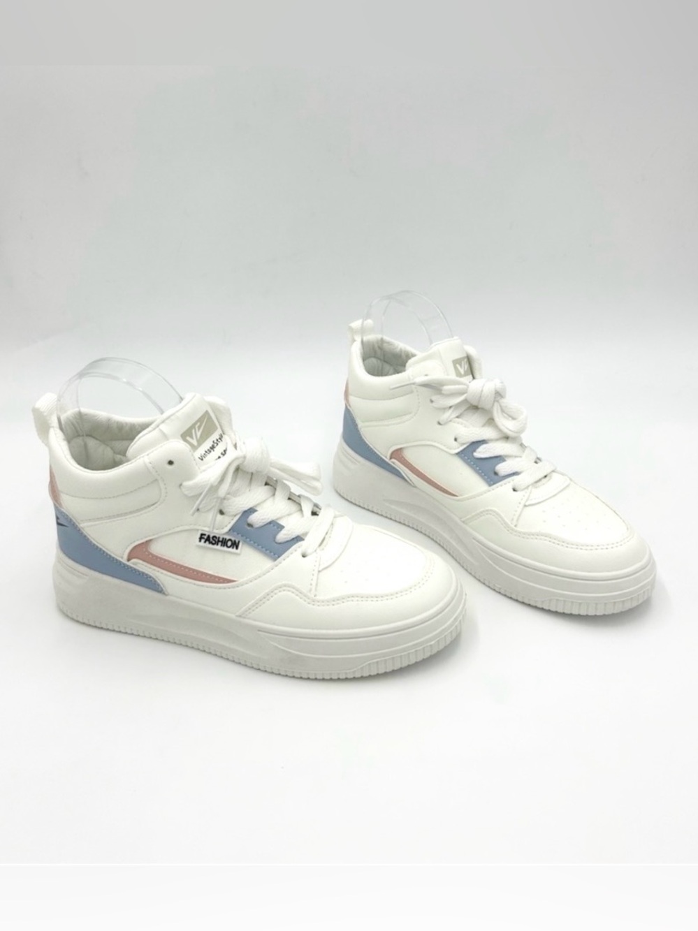 NEW | Women's Color Block Sneakers - Picture 2 of 10
